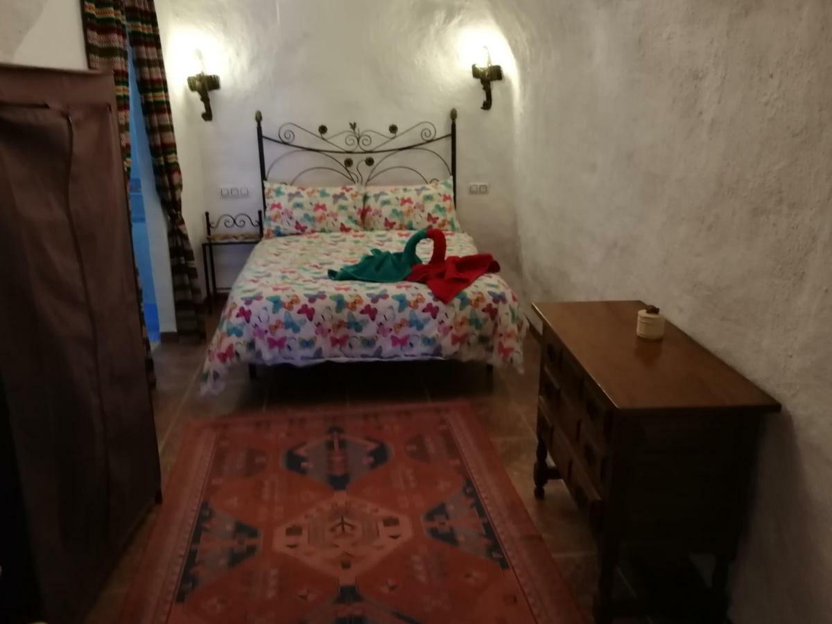 Cueva Peralta Villa Cortes de Baza ภายนอก รูปภาพ
